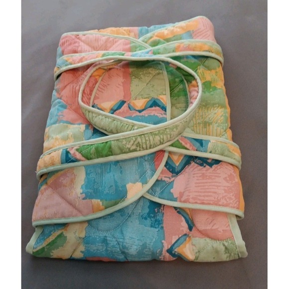 The Unbranded Brand Other - Vintage Casserole Dish Carrier 2 Handles Thick All Cloth Quilted 80s Retro